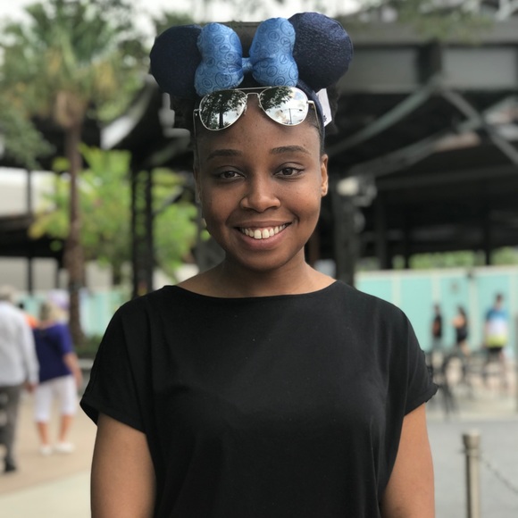 Meet your Posher, Valerie - Picture 4 of 6